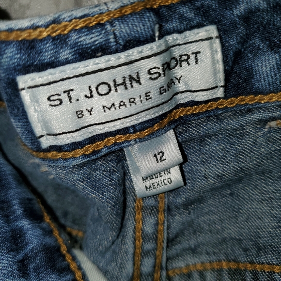 ๐ผ๐St. John by Marie Gray ๐ - Picture 2 of 7